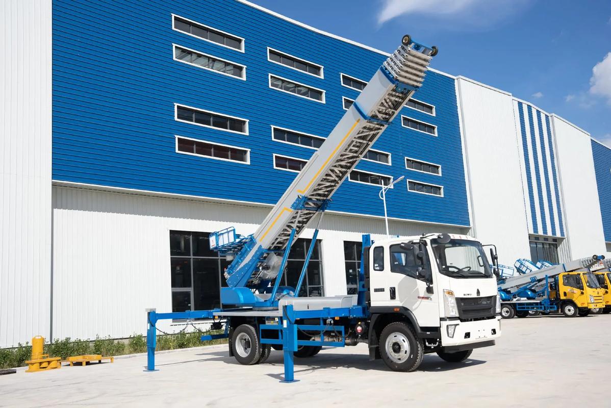 彭泽县小型云梯车上料车租赁多少钱